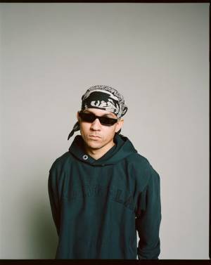 MILLENNIUM PARADE、ラテンアーティストを迎えた新曲「KIZAO」MVを今夜プレミア公開