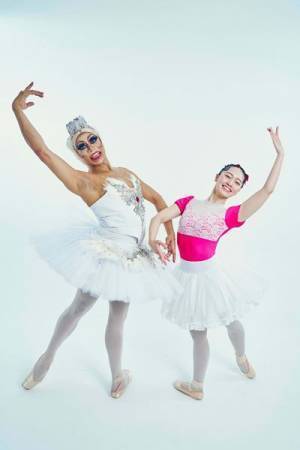 バレエ団、最年長ダンサー、ロバート・カーターとバレリーナ芸人松浦景子による、バレエと笑いをめぐる真剣対談！【後篇】