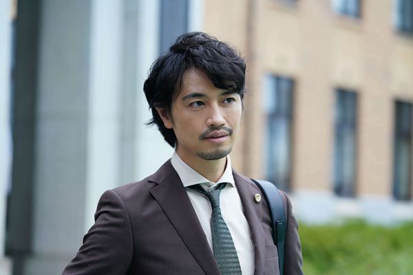 斎藤工、向井理、八木勇征『イチケイのカラス』の“ひと筋縄ではいかない男たち”【現場レポート】