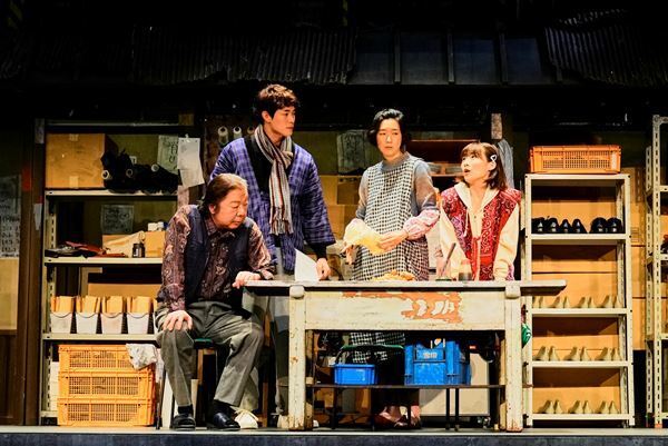 舞台『パラサイト』WOWOWで放送・配信決定　古田新太、江口のりこ、宮沢氷魚、伊藤沙莉ら出演