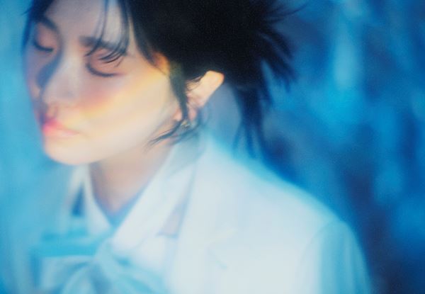 Wiennersのアサミサエがソロプロジェクト「iro」始動　新曲2曲の配信リリースも発表