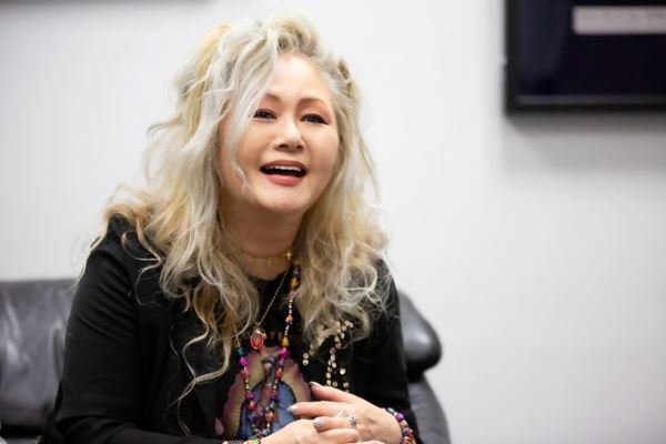 PERSONZ・JILLインタビュー「驚いちゃいますけどね、40年って(笑)。還暦になるまでやってるとは思ってなかった」