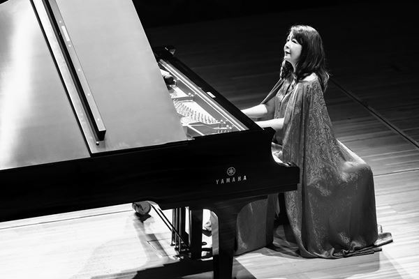 仲道郁代が描き出す、ベートーヴェンとシューベルトの理想と夢