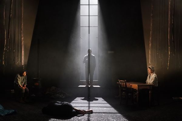 イキウメ最新作は“人魂”を巡る救いと再生の物語  主宰・前川知大インタビュー