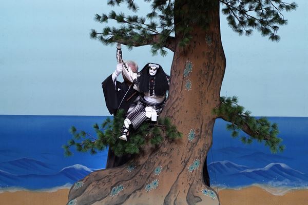 豊竹呂太夫改め十一代目豊竹若太夫襲名披露　国立劇場5月文楽公演上演中