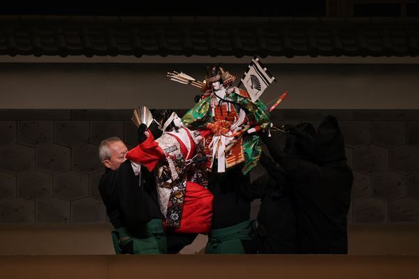 豊竹呂太夫改め十一代目豊竹若太夫襲名披露　国立劇場5月文楽公演上演中