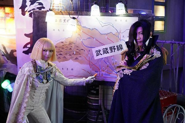 GACKT＆二階堂ふみ主演『翔んで埼玉』続編はよくぞここまで！のバカバカしさ【おとなの映画ガイド】