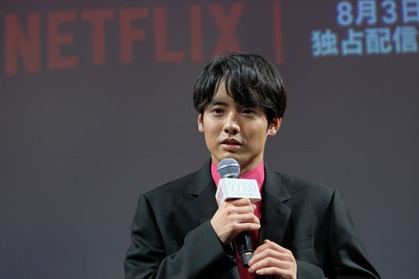 赤楚衛二「エンタメの力って素晴らしい」 Netflix映画『ゾン100』配信記念イベントに白石麻衣らが登壇