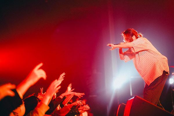 Lucky Kilimanjaro、PEOPLE 1、Teleが競演　PLAYLIST presents“ヘッドフォンを外して vol.7” ライブレポート