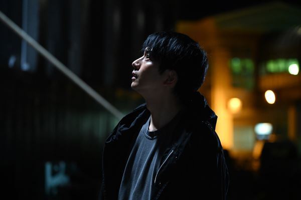 主役は向井理から市原隼人へ！ 『ダブルチート 偽りの警官』Season2がいよいよ本日スタート！