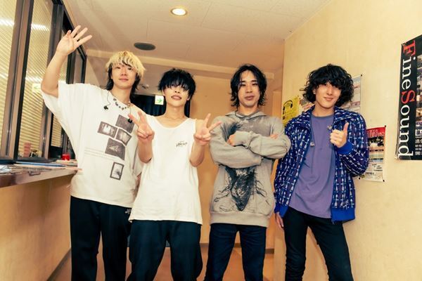 神はサイコロを振らない、結成の地・福岡でコロナ禍の悔しさを払拭するリベンジライブ開催【レポート】