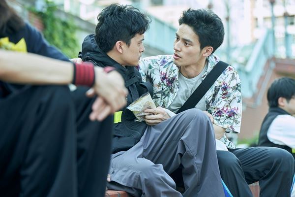 池松壮亮主演『本心』妻夫木聡、三吉彩花ら俳優陣総出の本予告＆新場面写真4点公開