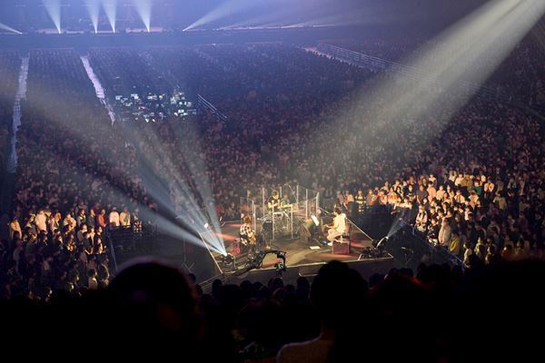 back number、約38万人を動員した初の5大ドームツアー完走　オフィシャルレポート到着