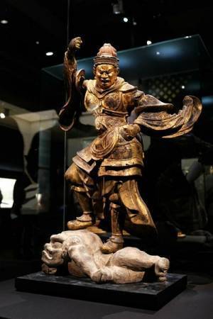 建立900年 特別展『中尊寺金色堂』をレポート　国宝仏像11体を現地よりも間近で360度鑑賞できる！