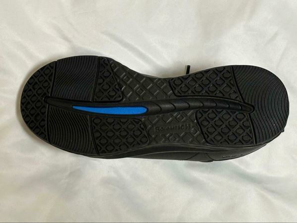 ワークマン、男女兼用の人気シューズ「ハイバウンスウォーク」を正直レビュー　歩きやすくてコスパ最強！