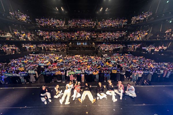 SUPER★DRAGON ツアー最終公演レポート「無限の先もBLUEと幸せを更新していく」