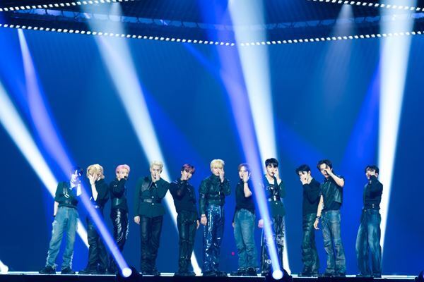 INI『KCON JAPAN 2023』でトリを飾る　スペシャルステージでは、Stray Kidsの楽曲「MANIAC」を披露