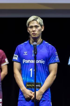 高橋「1点にこだわる」、西田「世界一のオポジットに」、バレーボール新リーグ・SVリーグ、10/11(金)開幕!