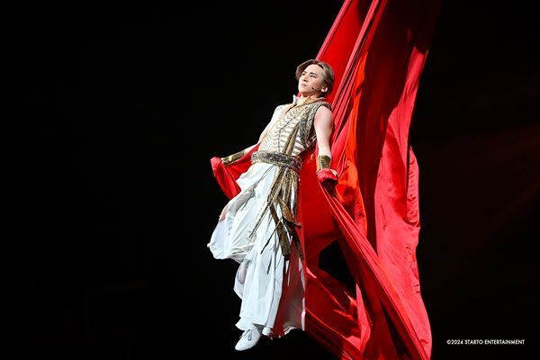 堂本光一『Endless SHOCK』ライブビューイングのチケット追加販売が決定　松尾龍&松浦銀志からメッセージも