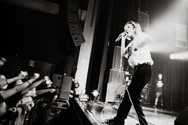 【ライブレポート】the dadadadys、対バンツアーファイナルでキュウソと競演「今日のライブ、よく目に焼きつけておけよ！」