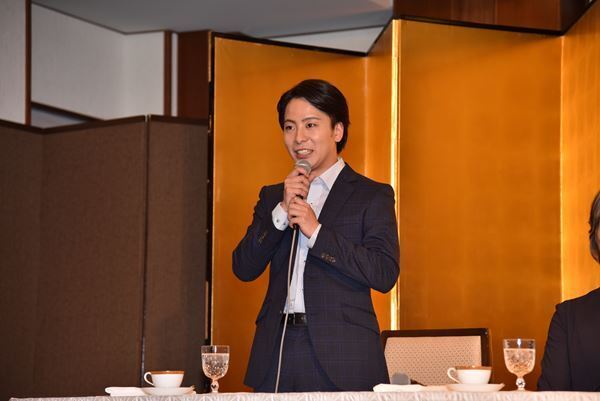 中村勘九郎、七之助が歌舞伎町で大歌舞伎！ 宣伝はホストクラブ風に？