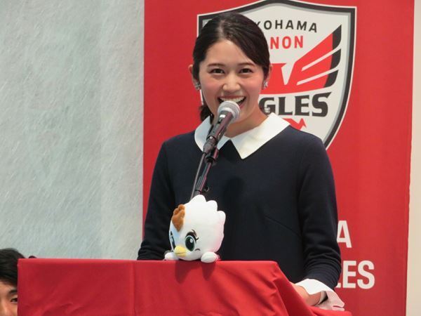 一昨季3位、昨季4位を横浜Eが共に超える! 沢木監督「最後にファンと最高の喜びを共有できるように」