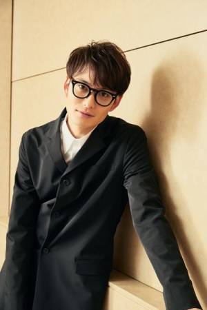 心霊探偵バディが呪いの連続殺人事件に挑む！ 『さんかく窓の外側は夜』特集(2)