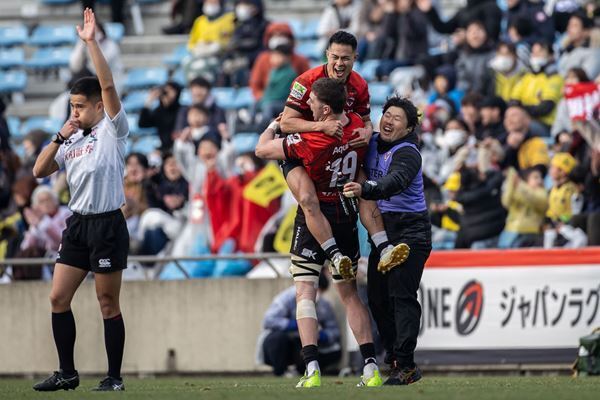 【NTTリーグワン2023-24 プレーオフトーナメント特別企画】「1%の可能性があるなら、必死に取りにいく」田村優(横浜キヤノンイーグルス)