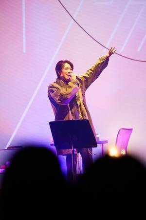 松尾太陽（超特急）＆安本彩花（私立恵比寿中学）が一度きりのスペシャルコラボ！注目アーティストが集結した「LIVE Meets Vol.5」レポート