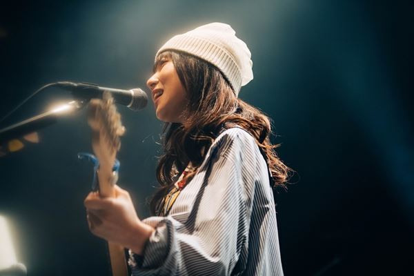 とた、ベッドルームを飛び出した初ワンマンライブのオフィシャルレポート到着