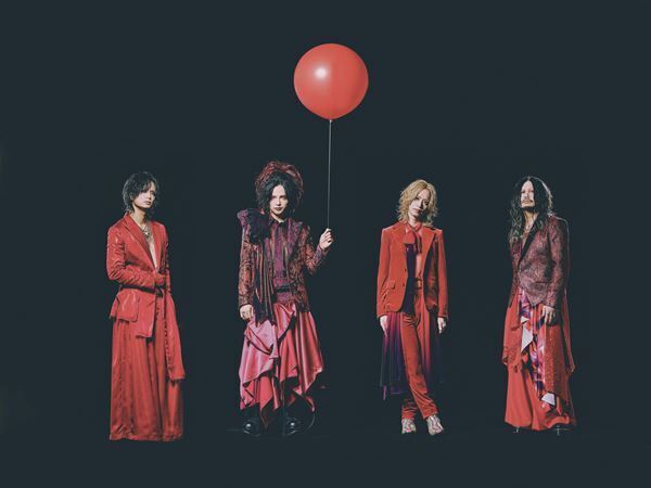 初の日本武道館公演を控えたDEZERT、新アーティスト写真公開