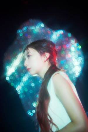 adieu (上白石萌歌)、約1年半ぶりのワンマンライブ  『adieu LIVE 2024 mare -冬のあまやどり-』開催！  満員のKT Zepp Yokohama【オフィシャルレポート】