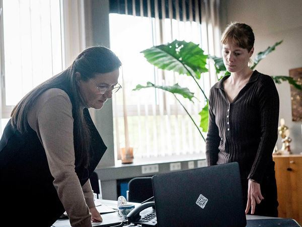 『ありふれた教室』予想を超えた衝撃作！これは誰にでも起こりうる【おとなの映画ガイド】