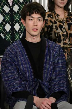 舞台『パラサイト』開幕　古田新太、順調な稽古に自信「こう見えてみんな結構、素直な俳優なんで(笑)」