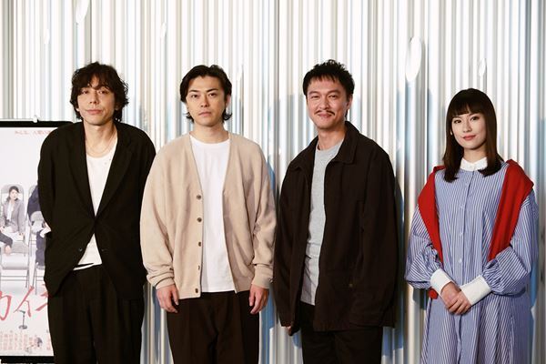 丸山隆平「芸能記者のイメージが変わった」新作舞台『ハザカイキ』開幕