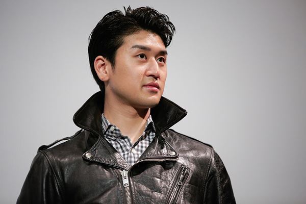 髙石あかり、伊澤彩織、濱田龍臣らが撮影の裏話を語る『ベイビーわるきゅーれ 2ベイビー』完成披露上映会レポート