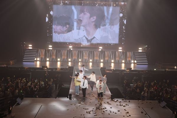 n.SSign、有明アリーナ公演『BIRTH OF COSMO』に2万4千人が熱狂「ファンの皆さんに感謝と愛を伝えたい」【レポート】