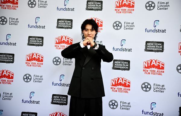 山﨑賢人、『キングダム』シリーズ牽引で日本人初の「The Best from the East Award」受賞