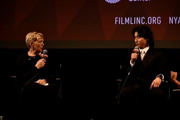 山﨑賢人、『キングダム』シリーズ牽引で日本人初の「The Best from the East Award」受賞