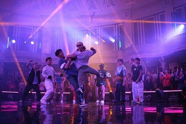 『ザ・ブレイキン』 日本チームとのダンスバトルシーンを公開　パリ五輪日本代表の福島あゆみ選手も出演