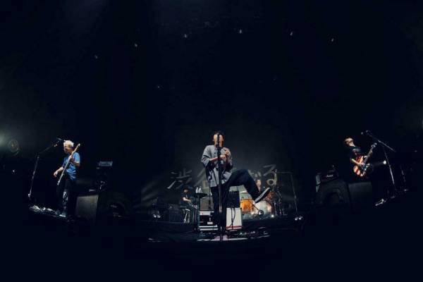 渋谷すばる、真摯なロックを熱量たっぷりで届けるライヴツアー『二歳と1328日』オフィシャルレポート