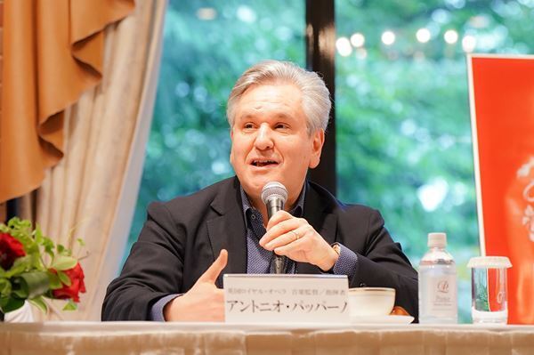 開幕間近！　最後のツアーとなるパッパーノと歌手陣が登壇。英国ロイヤル・オペラ2024年日本公演開幕記者会見