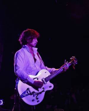 浅井健一、ソロ名義による東名阪ツアー開催発表