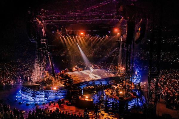 松任谷由実、50周年記念アリーナツアー『The Journey』ぴあアリーナMMで開幕【レポート】