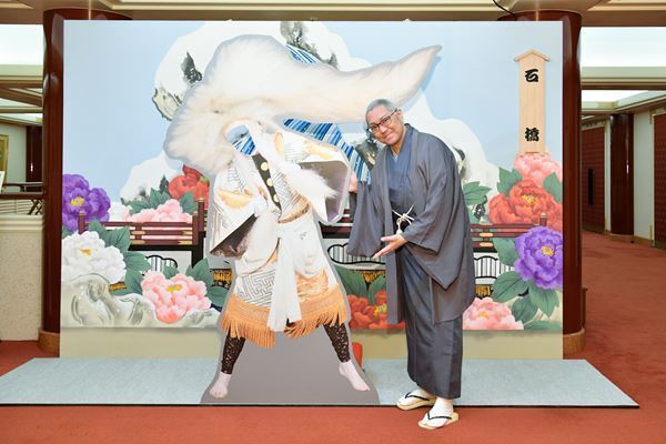 「十一月歌舞伎座特別公演 ようこそ歌舞伎座へ」開幕！ 尾上松緑ら出演者のコメント＆限定メニュー試食レポート