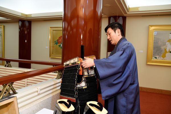 「十一月歌舞伎座特別公演 ようこそ歌舞伎座へ」開幕！ 尾上松緑ら出演者のコメント＆限定メニュー試食レポート