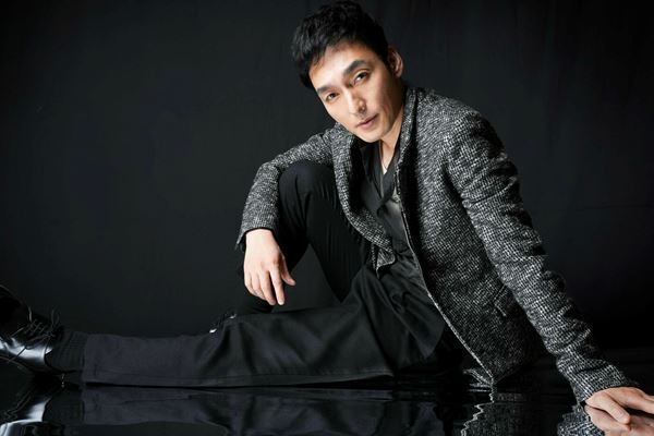 草彅剛「演じることはやっぱり楽しい」　『ヴェニスの商人』でシェイクスピア劇に初挑戦