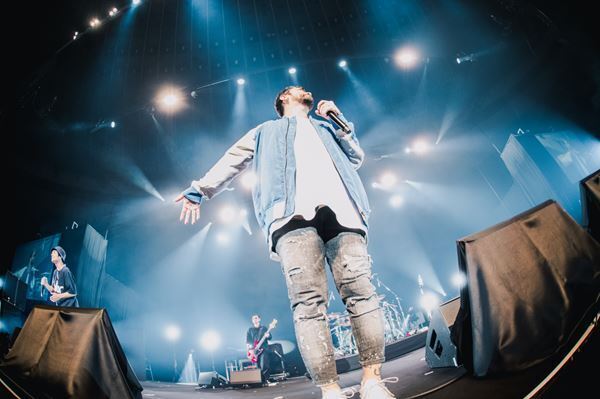 往年のヒット曲の豪華共演！ 『音市音座』イベントレポート