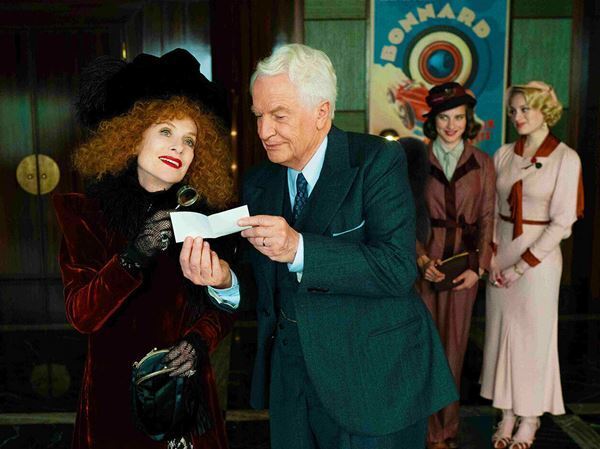 【おとなの映画ガイド】パリで繰り広げる女たちの悪だくみ！人気監督フランソワ・オゾンのおしゃれな犯罪コメディ──『私がやりました』