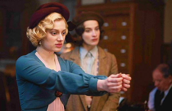 【おとなの映画ガイド】パリで繰り広げる女たちの悪だくみ！人気監督フランソワ・オゾンのおしゃれな犯罪コメディ──『私がやりました』